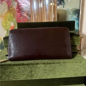 Louis Vuitton Rich Brown Epi Leather Wallet / Includes C.O.A